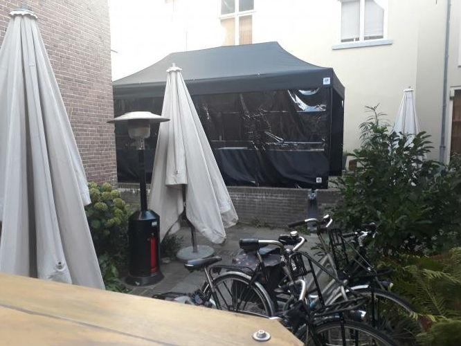 	Partytent, rood en zwart - 3x6 meter = 18 m2